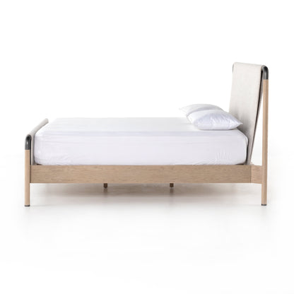 Henrietta Bed