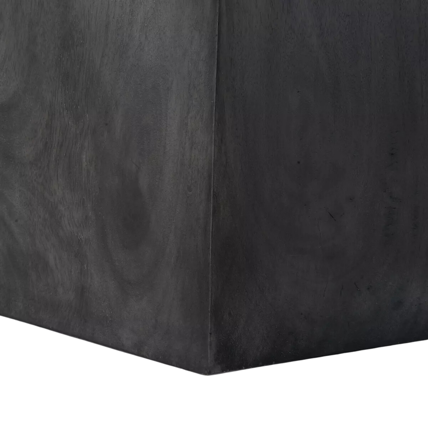 Kelsing Round Dining Table