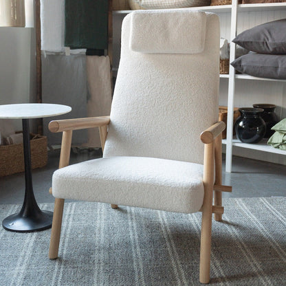 Gus* Modern Labrador Chair