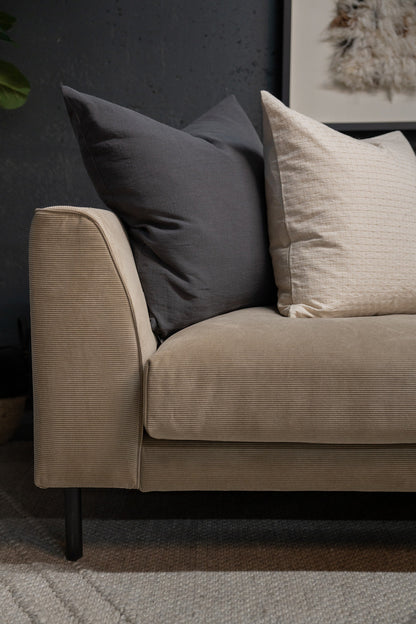 Gus* Modern Renfrew 87 Sofa