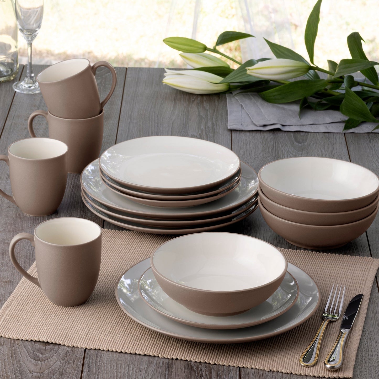 Noritake Colorwave 16-Piece Coupe Dinnerware Set, Service For 4