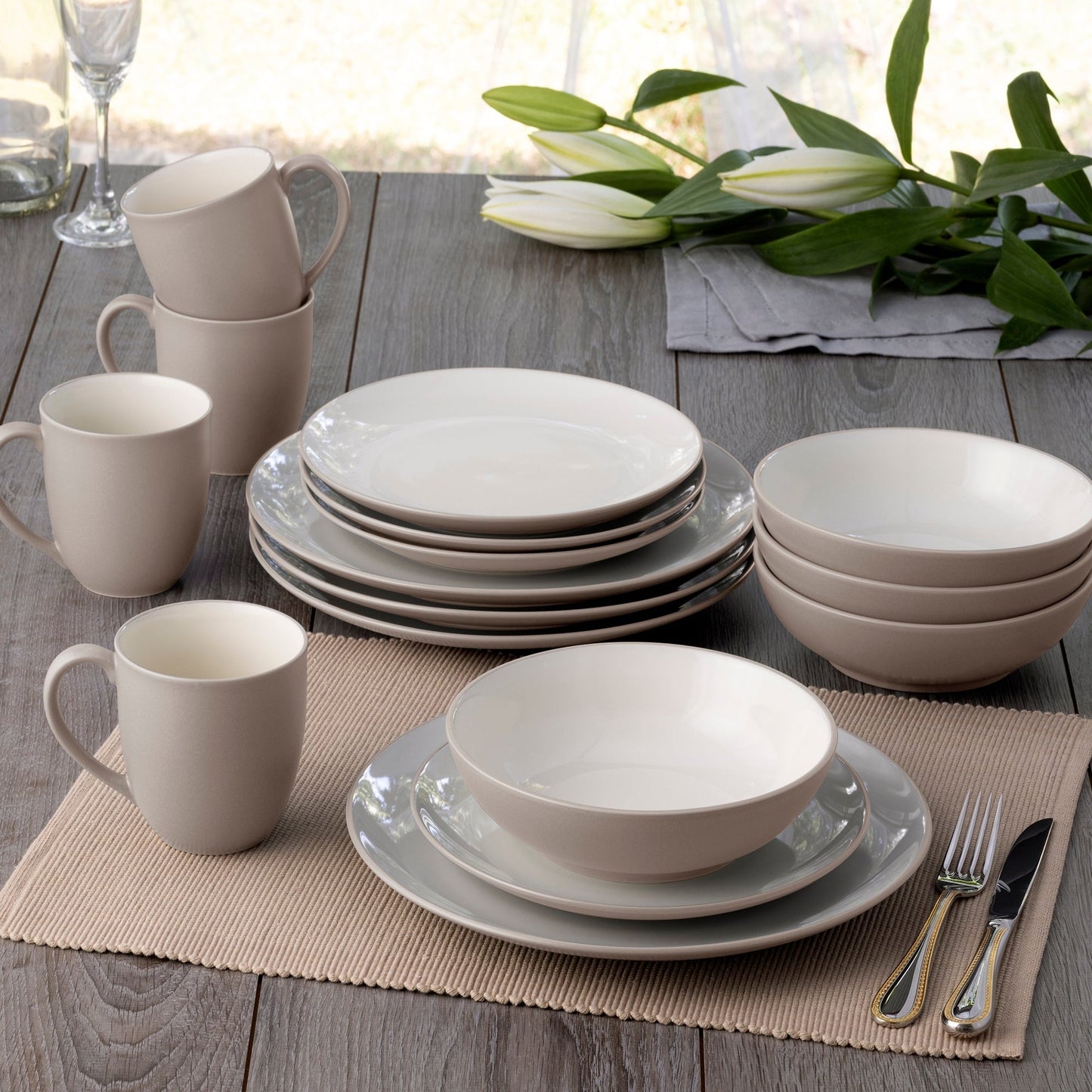 Noritake Colorwave 16-Piece Coupe Dinnerware Set, Service For 4