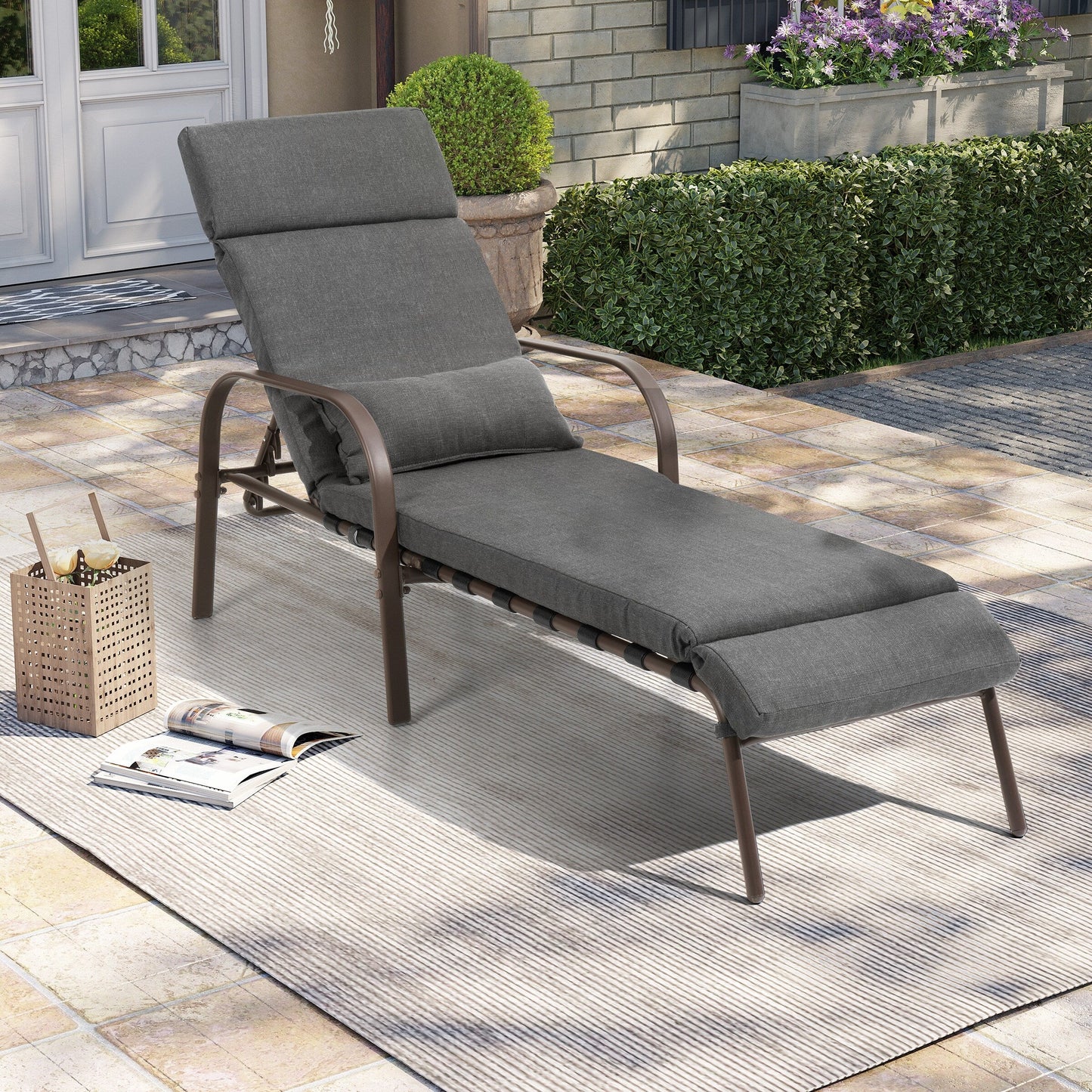 Outdoor Adjustable Patio Chaise Lounge Chair with Cushion Beach Poolside
