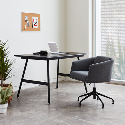 Gus* Modern Radius Chair