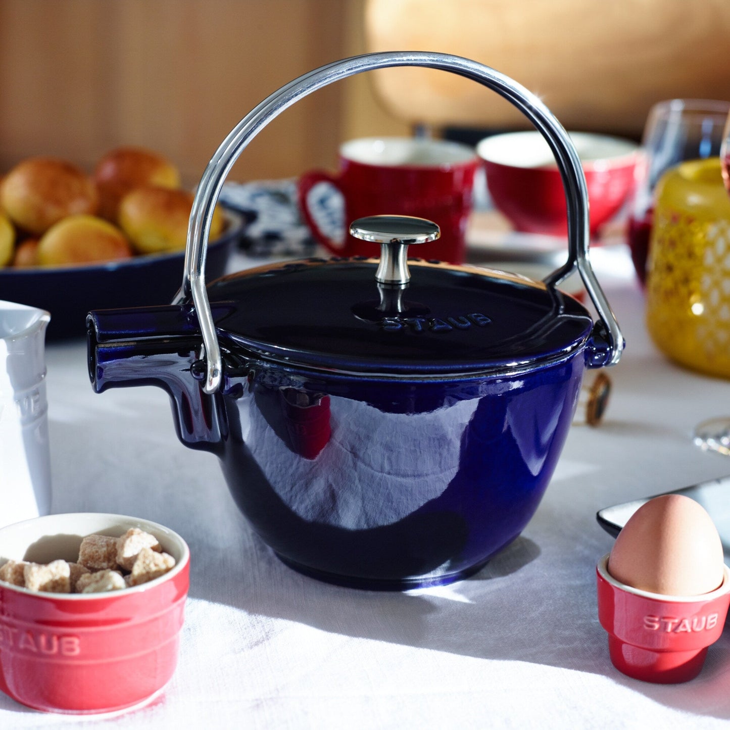 STAUB Cast Iron 1-qt Round Tea Kettle