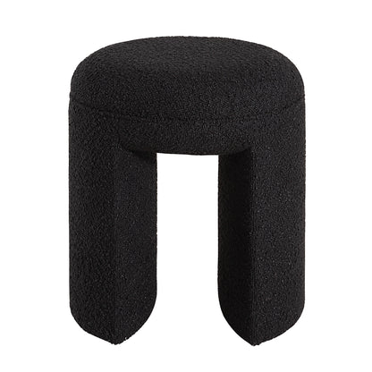 Amarah Stool