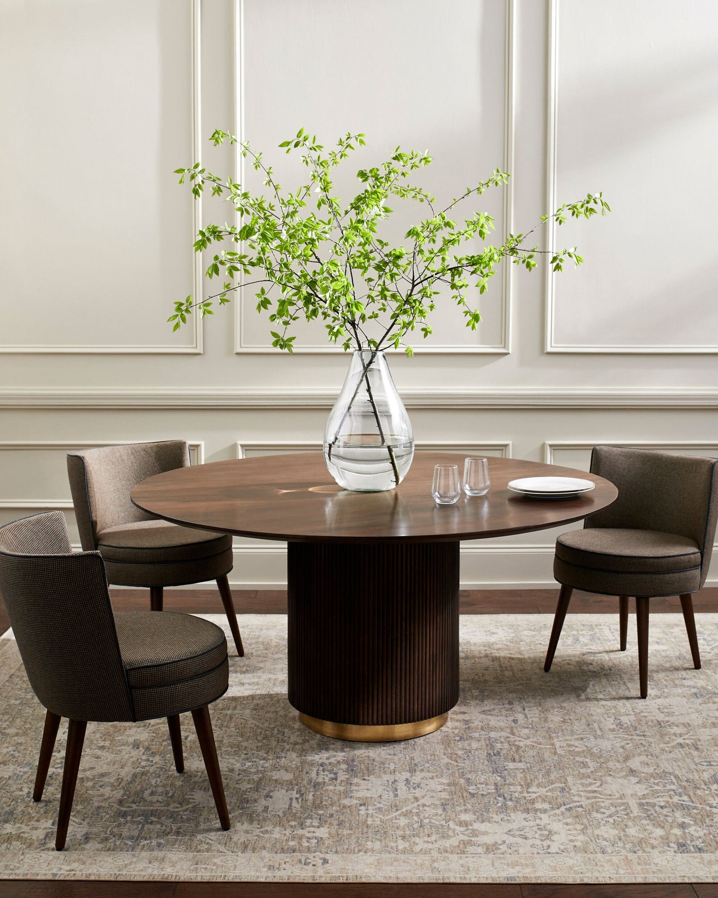 Nestor Dining Table