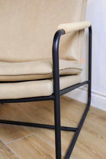 Gus* Modern Kelso Chair