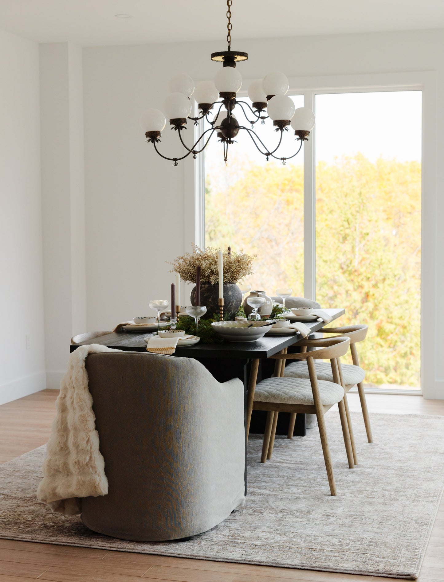 Cove Dining Chair With Casters